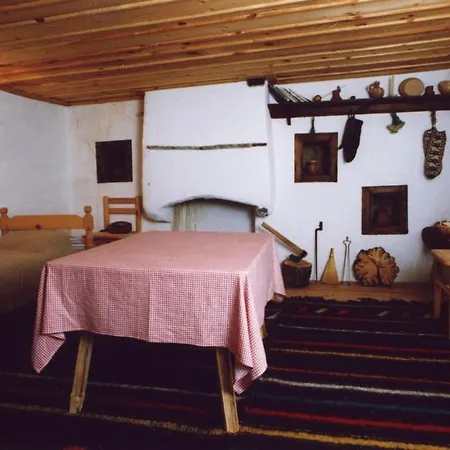 Eco Villas Landhaus Leshten