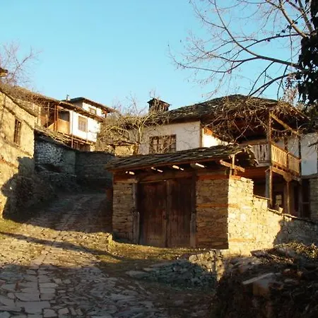 Eco Villas Leshten